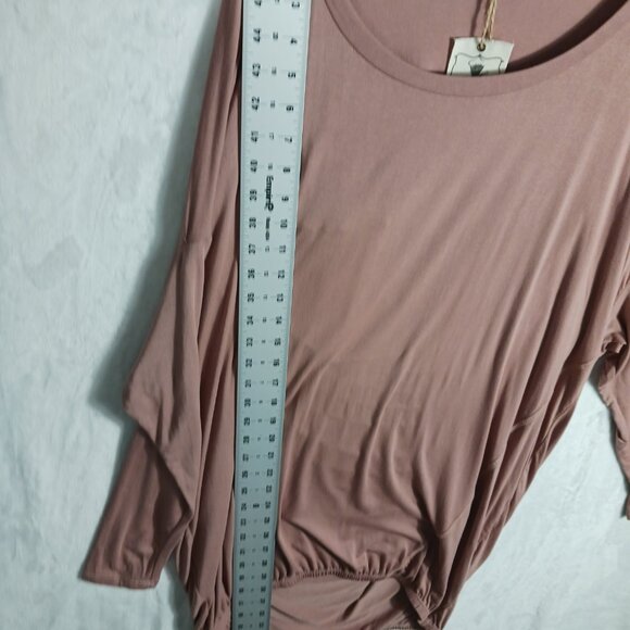 Easel NWT, Bubble Dress, Size Small, Dusty Rose, Modern, Neutral, Monochromatic - Picture 9 of 13